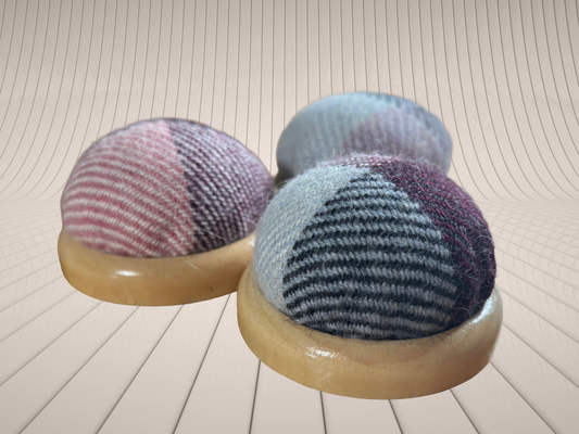 Tweed pin cushion - Heather plaid