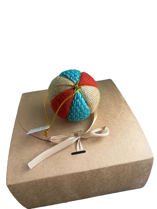Luxury tweed baubles box of 4