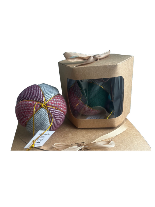 Luxury tweed baubles box of 4