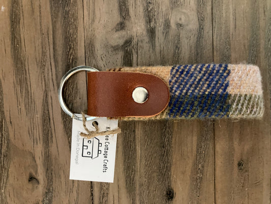 Tweed and leather keyring
